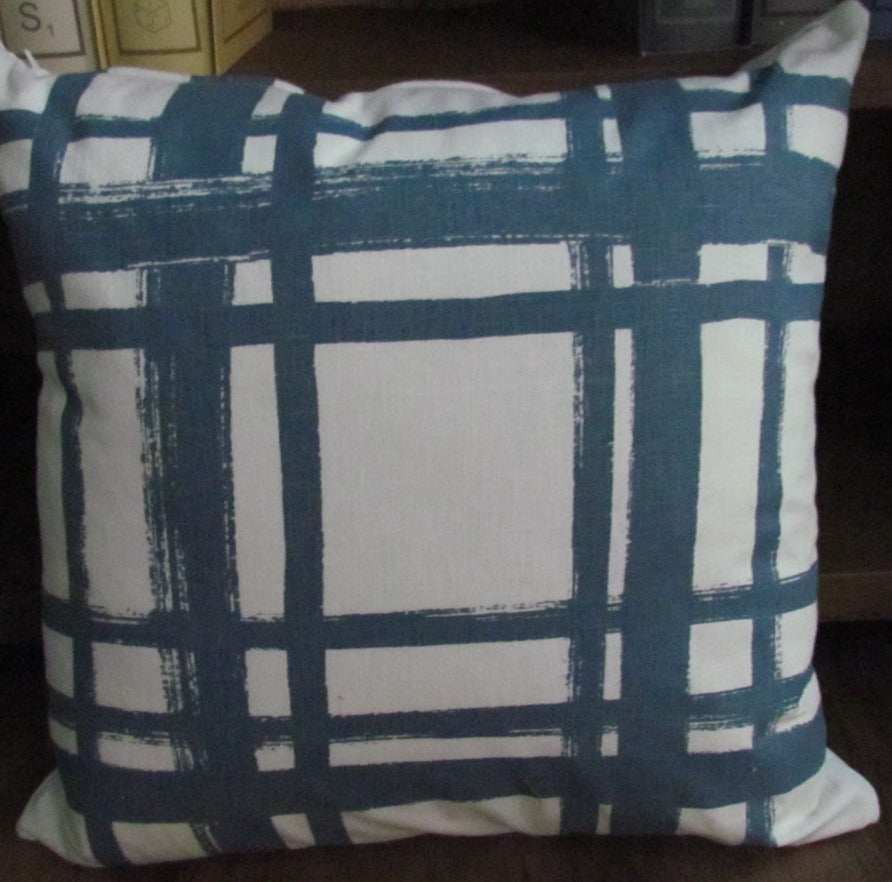 Hydro Ladbro0ke 20" Custom PIllow