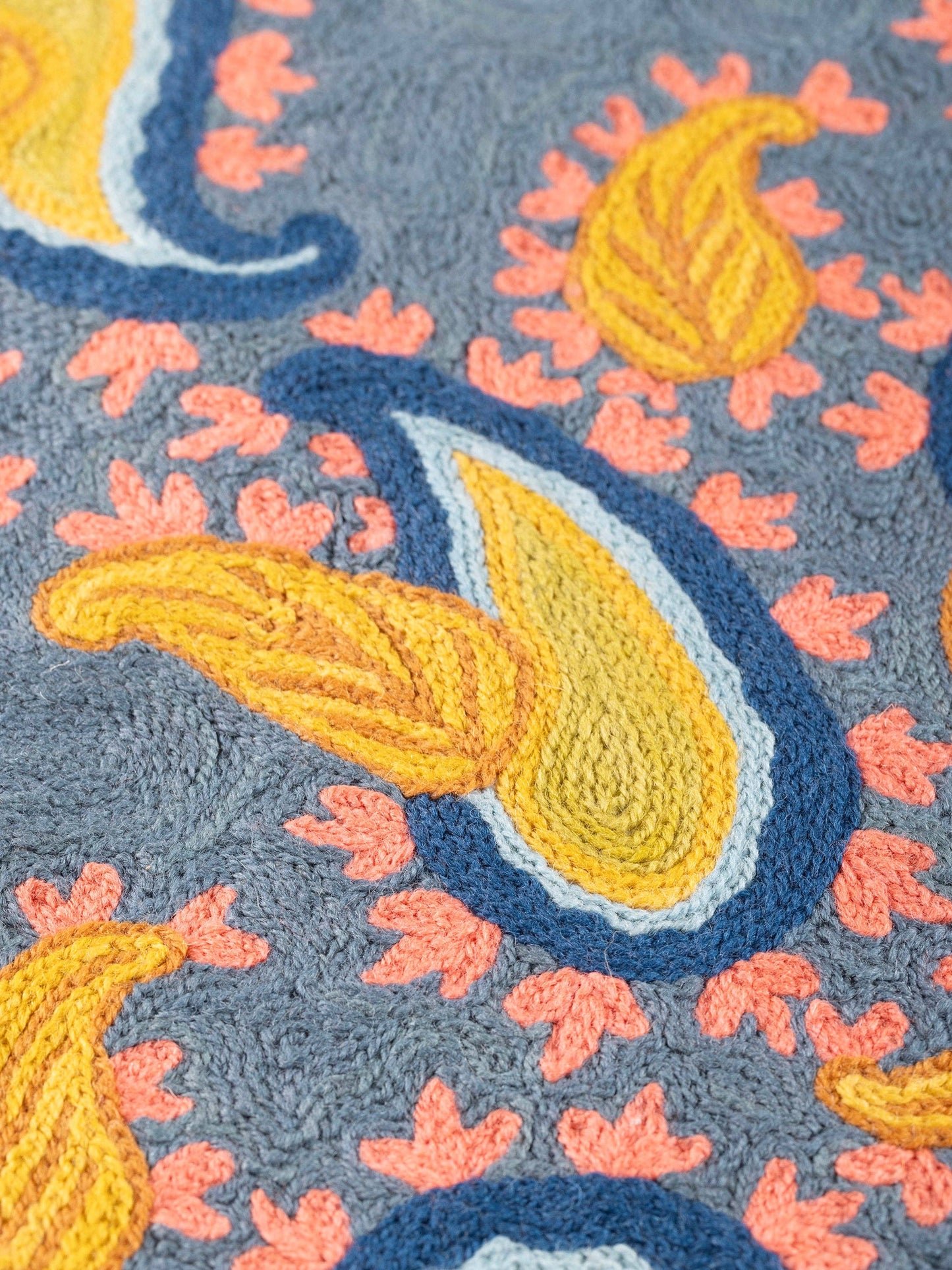 Havana Pillow - 20" H x 20" W