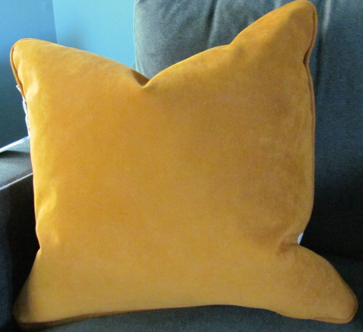 Kousa 20" Custom Pillow